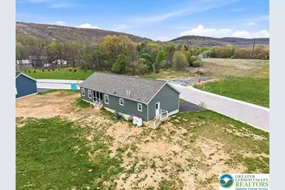 1318 Aylesbury Road, Lehigh Township, PA 18088 - Photo 32