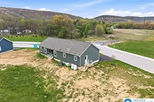 1318 Aylesbury Rd, Lehigh Township, PA 18088 - Photo 32