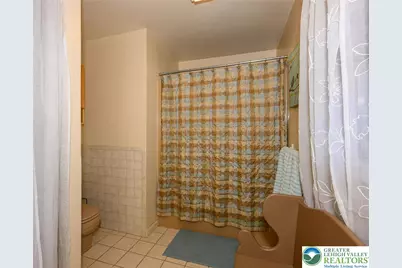 1254 Sky High Terrace, Chestnuthill Twp, PA 18330 - Photo 32