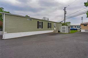 1190 Grange Rd, Upper Macungie Township, PA 18106 - Photo 20