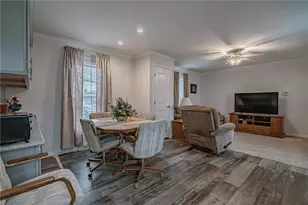 1190 Grange Rd, Upper Macungie Township, PA 18106 - Photo 10