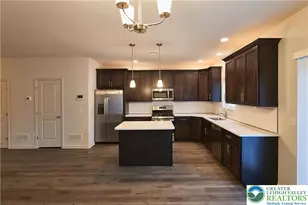 6653 Stein Way, Lower Macungie Township, PA 18062 - Photo 4