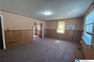 544 Moorestown Dr, Moore Township, PA 18014 - Photo 2