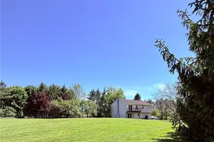 4943 Washington St, Washington Township, PA 18078 - Photo 12