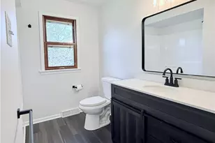4943 Washington St, Washington Township, PA 18078 - Photo 30
