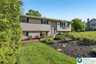5312 Elgen Dr, Upper Milford Township, PA 18049 - Photo 2