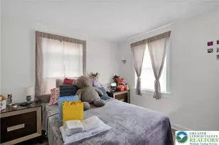 24 N 13th St, Easton, PA 18042 - Photo 10