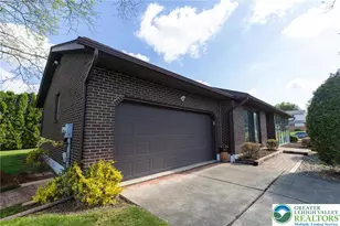 5719 Grouse Dr, Bethlehem City, PA 18017 - Photo 2