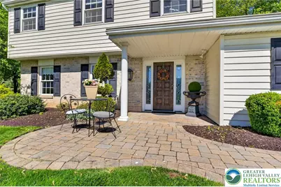 556 Grapevine Drive, Hatfield Twp, PA 19440 - Photo 4