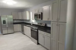 224 Kensington Dr, Lehman Twp, PA 18324 - Photo 10