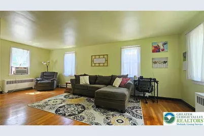 848 S Hoffert Street, Fountain Hill Boro, PA 18015 - Photo 4