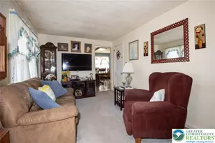 2135 Lafayette Ave, Bethlehem City, PA 18017 - Photo 6