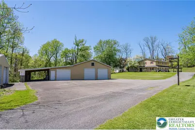 3857 Friedens Road, Slatington Boro, PA 18080 - Photo 10