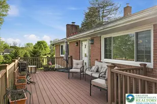 1115 Crestview Dr, Stroud Twp, PA 18360 - Photo 2