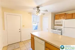 32 W Raspberry St, Bethlehem, PA 18018 - Photo 8