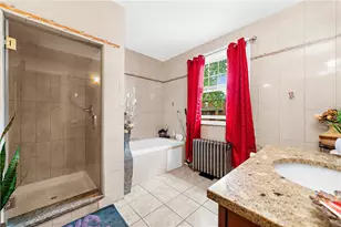 2055 Ferry St, Wilson Boro, PA 18042 - Photo 12