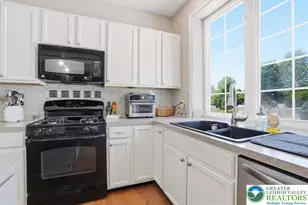1665 Thorndale Rd, Upper Macungie Township, PA 18031 - Photo 22