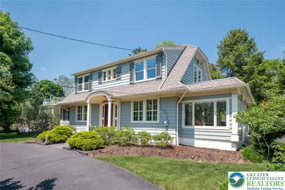 2770 S Delaware Drive, Easton, PA 18042 - Photo 2