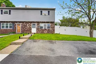302 Lockridge Ln, Alburtis Boro, PA 18011 - Photo 1
