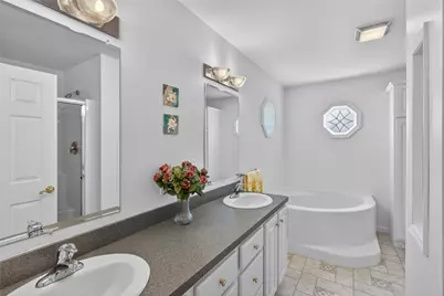 698 San Simeon Place, Forks Twp, PA 18040 - Photo 32