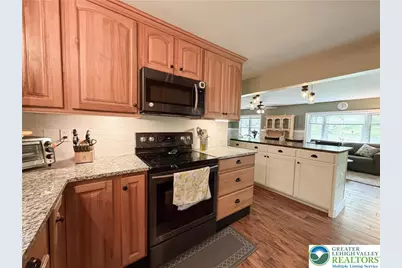 1040 Constitution Avenue, Plainfield Township, PA 18072 - Photo 22