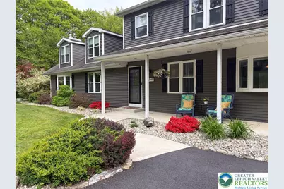 1040 Constitution Avenue, Plainfield Township, PA 18072 - Photo 2