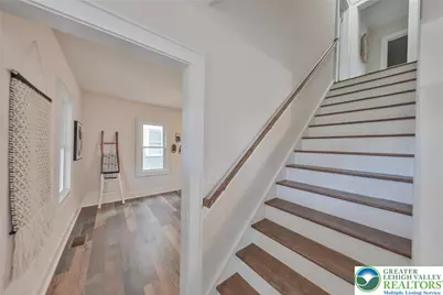 589 S Delaware Drive, Upper Mt Bethel Twp, PA 18343 - Photo 4