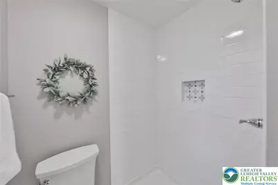 589 S Delaware Drive, Upper Mt Bethel Twp, PA 18343 - Photo 32