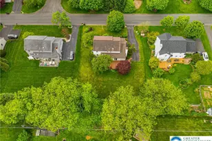 6017 Helen Dr, Upper Macungie Township, PA 18104 - Photo 8