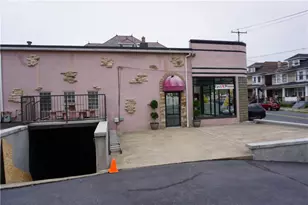 2109 Freemansburg Ave, Wilson Boro, PA 18042 - Photo 2
