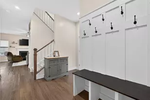 814 Blackheath Ln, North Catasauqua Bor, PA 18032 - Photo 6