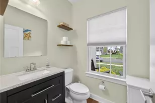 814 Blackheath Ln, North Catasauqua Bor, PA 18032 - Photo 8