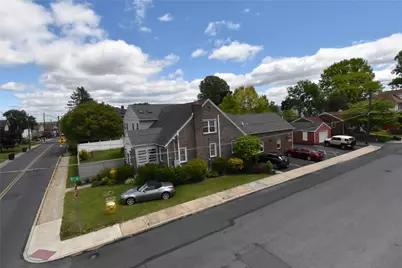 424 Grape Street, Whitehall Township, PA 18052 - Photo 2