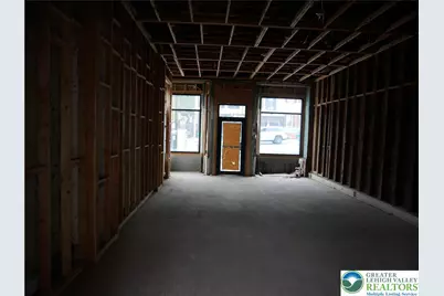 701 Northampton #FRONT STORE, Easton, PA 18042 - Photo 6