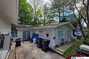869 N 1st St, Mahoning Twp, PA 18235 - Photo 4