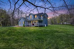 306 Valley View Dr, Chestnuthill Twp, PA 18210 - Photo 4