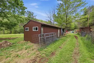 3585 Fairyland Rd, Franklin Twp, PA 18235 - Photo 12