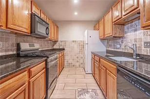 1964 Willings Ln, Hellertown Boro, PA 18055 - Photo 12
