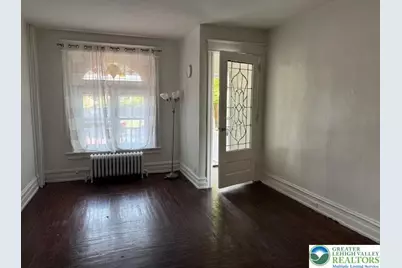 208 Ridge Avenue, Allentown City, PA 18102 - Photo 4