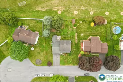 2213 High Point Court, Palmer Twp, PA 18045 - Photo 8