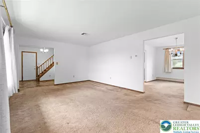 2213 High Point Court, Palmer Twp, PA 18045 - Photo 14