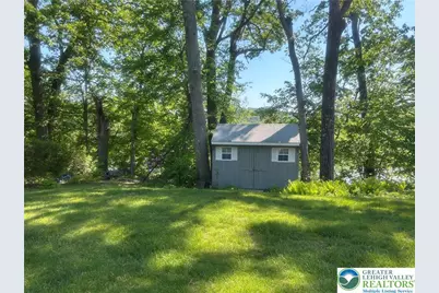 4379 River Road, Upper Mt Bethel Twp, PA 18343 - Photo 4