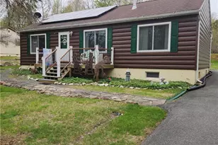 112 Lindburgh Circle, Penn Forrest, PA 18210 - Photo 2