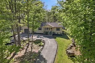 12 Rockway Ct, Lake Ariel, PA 18436 - Photo 1