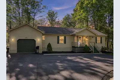 12 Rockway Court, Lake Ariel, PA 18436 - Photo 2