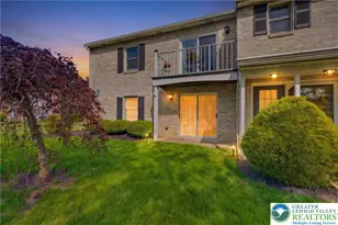 2689 Rolling Green Dr, Lower Macungie Township, PA 18062 - Photo 2