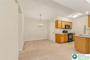 2689 Rolling Green Dr, Lower Macungie Township, PA 18062 - Photo 12