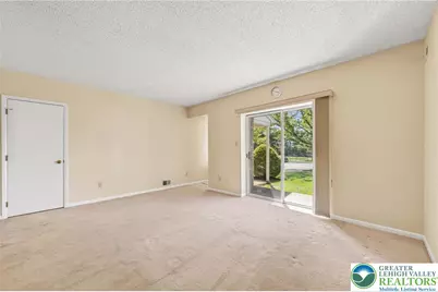 2689 Rolling Green Drive, Lower Macungie Township, PA 18062 - Photo 8