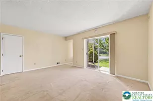 2689 Rolling Green Dr, Lower Macungie Township, PA 18062 - Photo 8