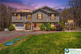 135 Harvest Way, Tunkhannock Twp, PA 18334 - Photo 2